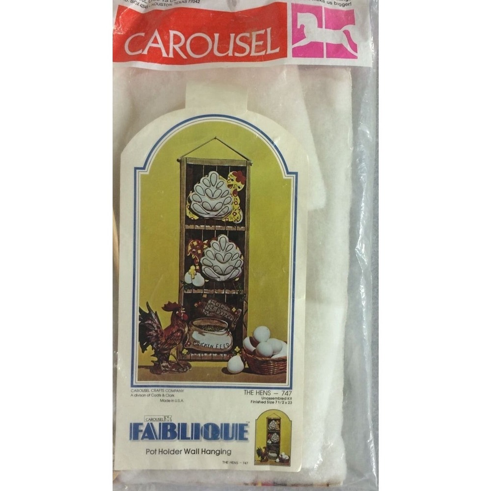 Vtg Carousel Fablique The Hens 747 Pot Holder‎ Wall Hanging Craft Kit 7.5 x 23"